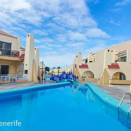 Mareverde With Pools And Bar - Fanabe